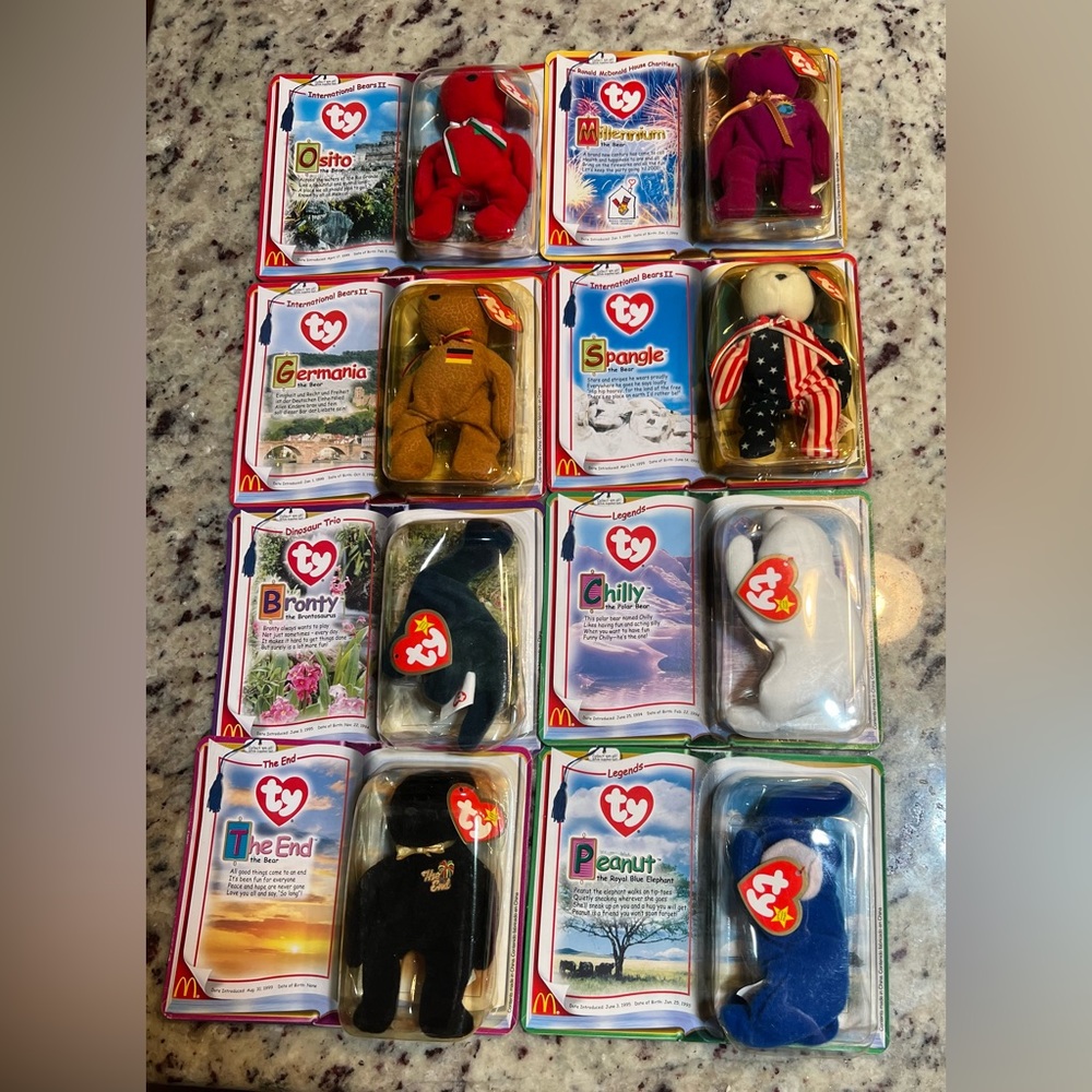 Beanie Baby International Bears